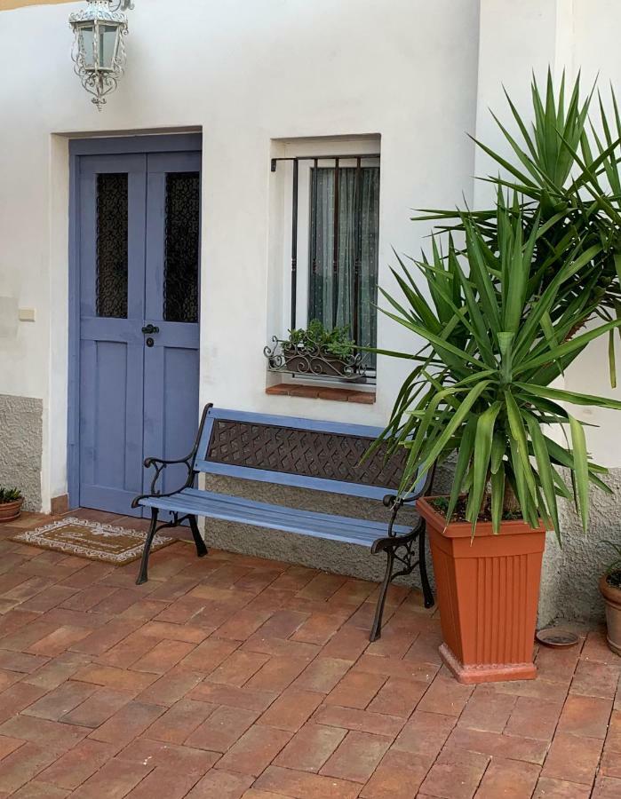 Borgo Dei Pescatori Lecco Hotel Exterior photo